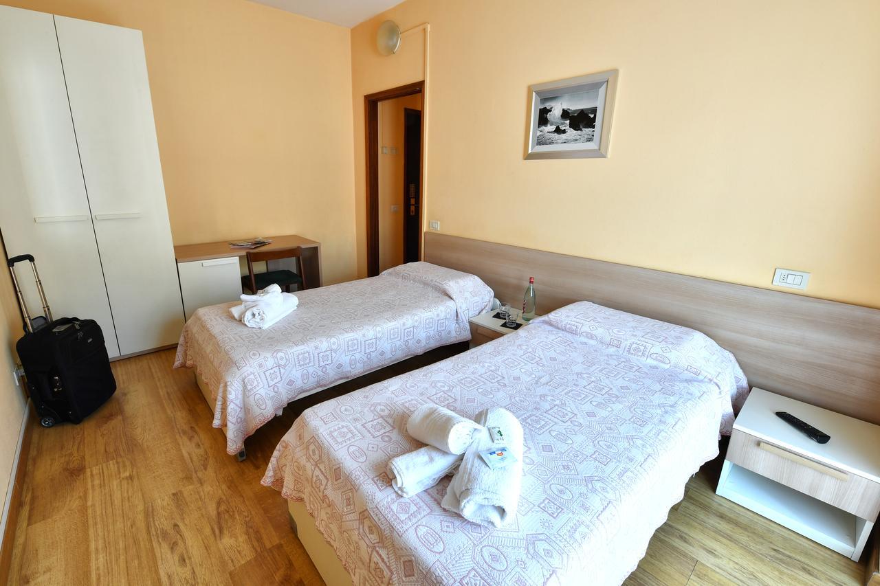 Hotel Motel Europa Domodossola Extérieur photo
