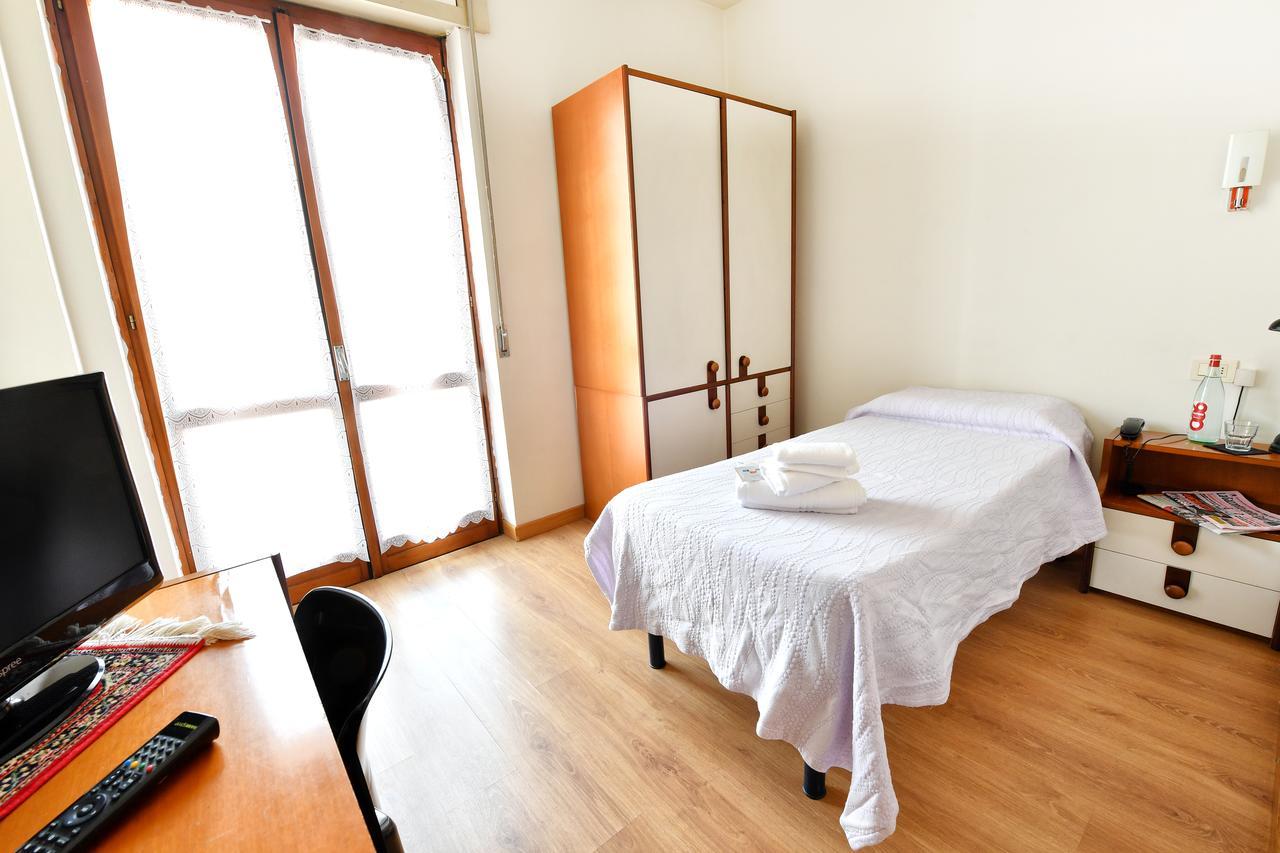 Hotel Motel Europa Domodossola Extérieur photo