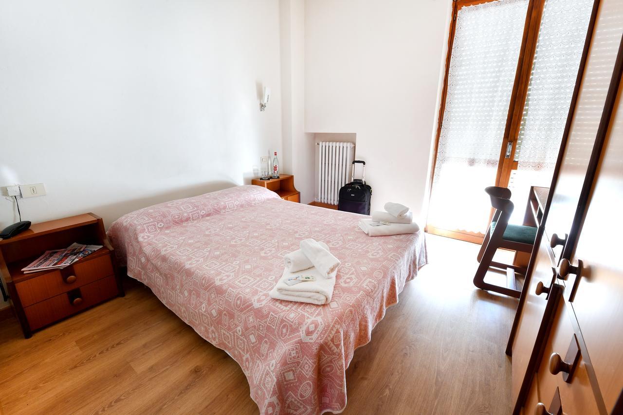 Hotel Motel Europa Domodossola Extérieur photo