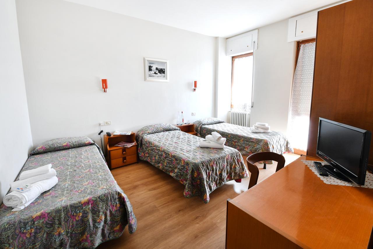 Hotel Motel Europa Domodossola Extérieur photo